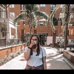 Meet your Posher, Hailey